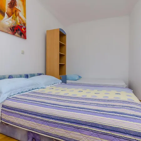 Modric Apartment *